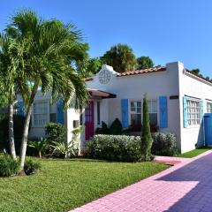 In the heart of West Palm Beach, pets welcome