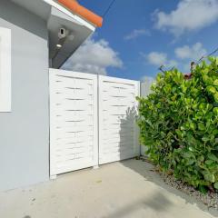 CENTRALLY LOCATED COMFY APARTMENT in MIAMI L03A