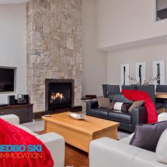 The Peak Penthouse 9