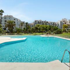 2 Bedroom with pool in the heart of Puerto Banus