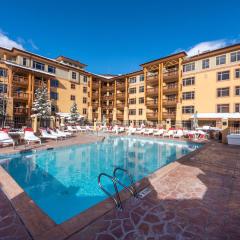 Best Location, Larger Upgraded 1 Bedroom, Pool, Mountain View, Ski in Ski Out C103