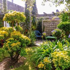 Holiday Home Manoir des Halles - PLC258