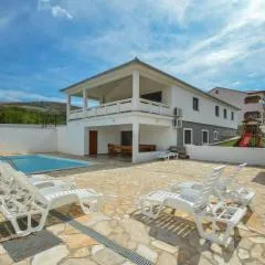 Holiday Home Velebit by Interhome