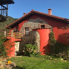 Casa rural en Asturias a orillas del río Narcea puerta de Somiedo