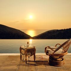 Karousa Villa - A luxury retreat with stunning views, by Zantewize