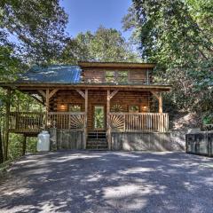 3 Mi to Pigeon Forge Cabin with Hot Tub and Deck