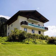 10-Bedroom House near Obertauern for 30 people