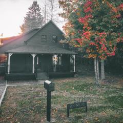 Alpine Lodge - Lake Placid, Mirror Lake