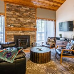 New Listing Updated 1 Bed and Loft 2 Full Bath La Residence IV N7 Sleeps 4 and Steps to Free Shuttle