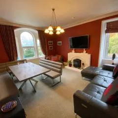 Period House / Entire Upstairs Flat