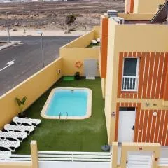 Mariposas Home Pool