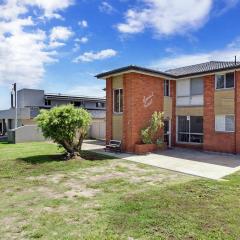 Sunset Court Unit 1 3 Resthaven Avenue