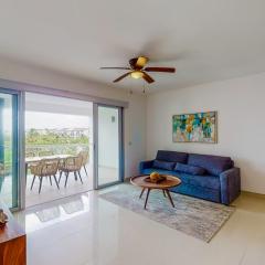 Hakuna Matata 725N at Mareazul Beachfront