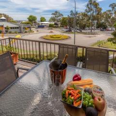 Tradewinds Unit 3 110 Victoria Parade