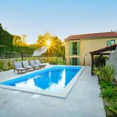 Holiday Home Nika