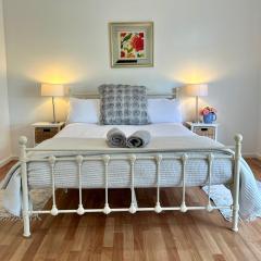 The Oak Studio Yarck
