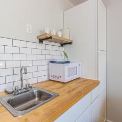 Landmark Resort King Suite Unit 607 - Beautifully Updated - Perfect for 2 guests!