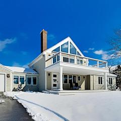 Beach Landing Lodge