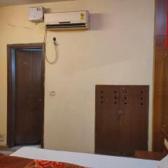 Hotel Nandi Mahadev By WB Inn