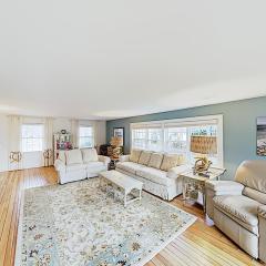 Cape Harbor Hideaway