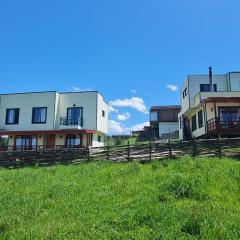 CASAS Y CABAÑAS CUMBRES DEL SOL
