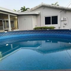 SuperVilla - 3BR/2BA - Pool - Walk to beach