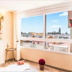 Malaga Centre Apartment with Parking