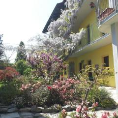 Agriturismo Tra Serra E Lago