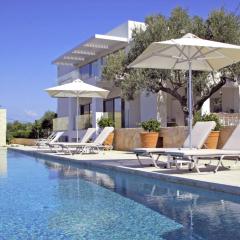 Villa Bluewhite - luxury villa in Crete by PosarelliVillas