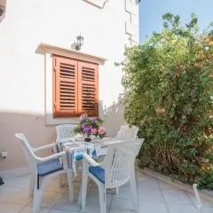 Apartments Longo