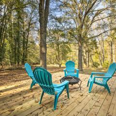 Acworth Retreat with Fireplace, Deck, 3 Acres!