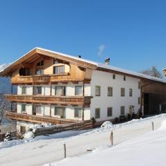 Apartment Ferienhof Sonnseitn-2 by Interhome