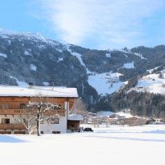 Apartment Gasteighof-4 by Interhome