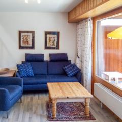 Apartment Eaux-Vives 202 by Interhome