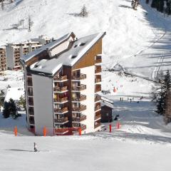 Apartment Mont-Fort 64 by Interhome