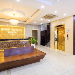 Queen Central Hotel - Ben Thanh Market