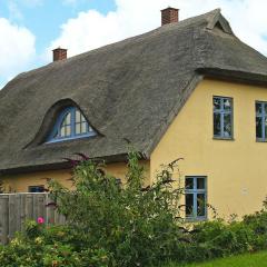 Semi-detached house in the port village of Vieregge on the island of Rügen