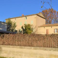 Nice Apartment In Monteux With Kitchen