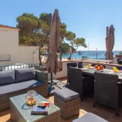 2 Bedroom Apartment, 30m to the beach, Tamariu, Costa Brava