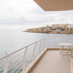 Riviera Holiday Apartments - Seafront - Wifi