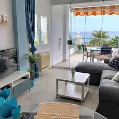 Lovely modern Apartment front line