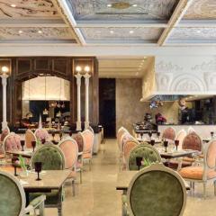 Radisson Blu MBD Hotel Noida