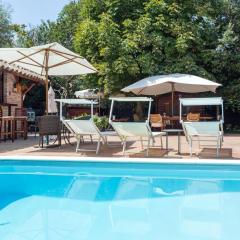 2 bedrooms appartement with private pool enclosed garden and wifi at Ragalna