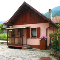 Charming House in Pontebba, Mountain View, Enclosed Garden