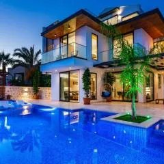 Villa Phi with heated indoor pool