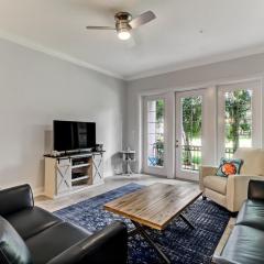 Updated Townhome near the Ocean w/Private Patio, Shared Pool, Central A/C