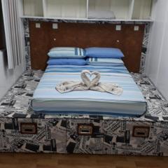 Kitinet Container próximo Praia e Beto Carrero