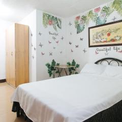 Cristian Jay Dormitory by RedDoorz