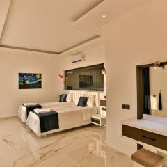 Villa Olivet-Kalkan 3 Bedroom-2 Jakuzzies-Sauna-Turkish Hamam-Huge Private Pool and lovely garden