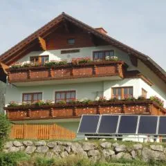 Ferienwohnung Hierzegger